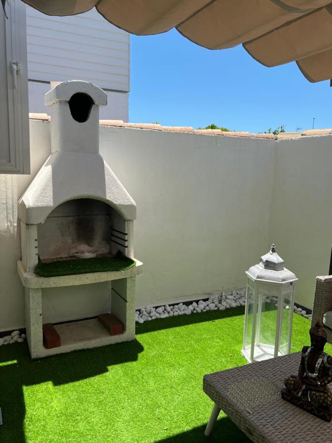 דירות צ'יקלנה דה לה פרונטרה Real De La Barrosa מראה חיצוני תמונה